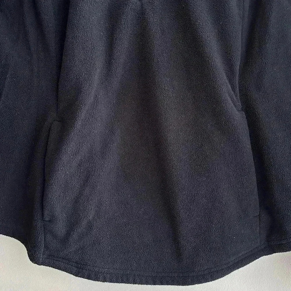 Old Navy Go-Warm Micro Performance Fleece 1/4-Zip Sweatshirt, Black Jack, M - Picture 4 of 16